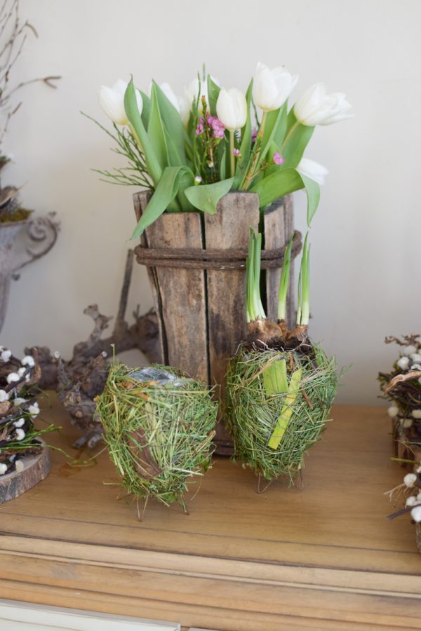 Naturdeko Frühlingsdeko Osterdeko Ostern Deko mit Naturmaterialien Sideboard Style im Mrs Greenery Shop bestellen kaufen