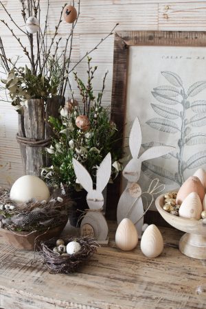 Osterhase Osterdeko mit LED Hase zum Aufstellen Ostern Ostereier aus Holz Holzeier Deko im Mrs Greenery Shop bestellen