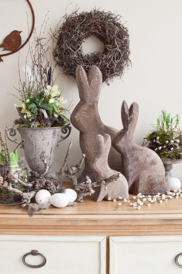 Hase Holzhase Osterhase Vollholz Pappel Pappelholz grau Pappelhase naturhase dekohase handarbeit osterdeko deko grau dekoidee holzdeko naturdeko im Mrs Greenery Shop bestellen kaufen