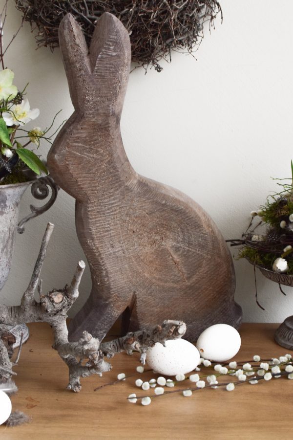 Hase Holzhase Osterhase Vollholz Pappel Pappelholz grau Pappelhase naturhase dekohase handarbeit osterdeko deko grau dekoidee holzdeko naturdeko im Mrs Greenery Shop bestellen kaufen