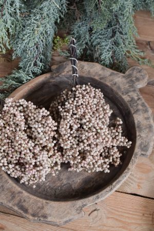 Pfefferbeeren hell weiß kaufen bei Mrs Greenery: Ein Bund getrocknet. Für deine kreativen Naturdekos. Kreativsein mit Naturmaterialien Trockenblumen