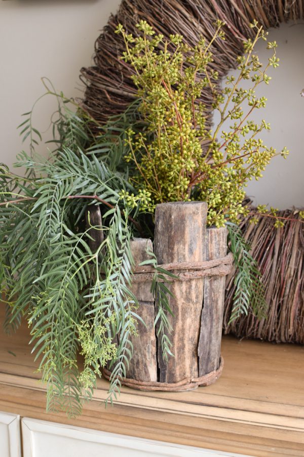 Pfefferbeerenzweige frisch und Eukalyptus Früchte midi Bund Zweige im Mrs Greenery Shop bestellen kaufen