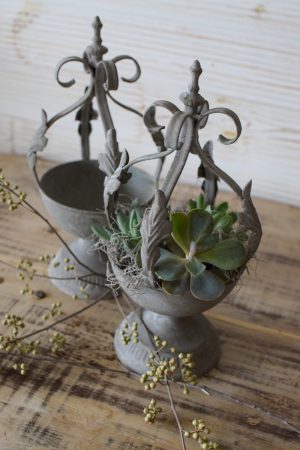 Pflanzkrone Metall Vintage Metalldeko Pflanzen grau Pflanztopf Gefäß Topfpflanze deko Dekoidee Mrs Greenery Shop