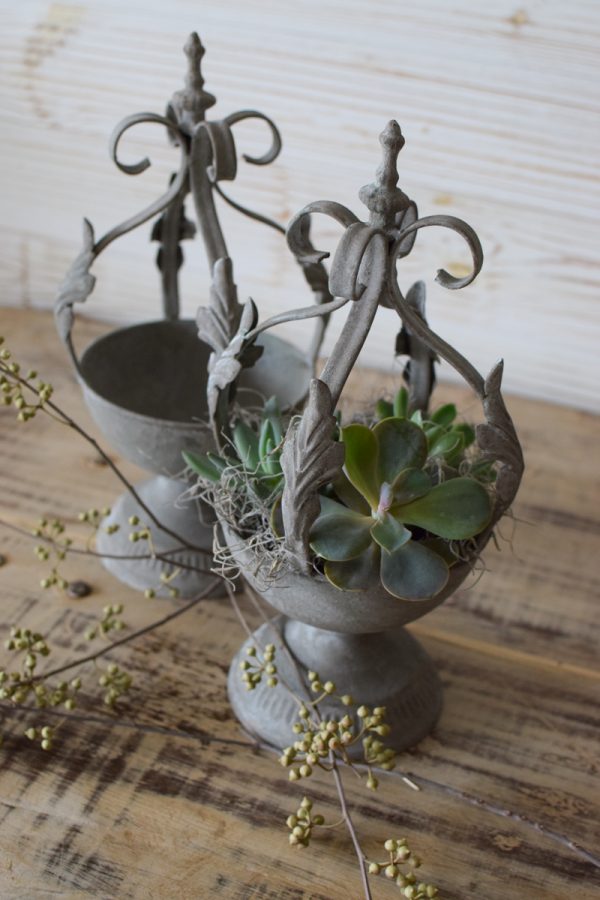 Pflanzkrone Metall Vintage Metalldeko Pflanzen grau Pflanztopf Gefäß Topfpflanze deko Dekoidee Mrs Greenery Shop