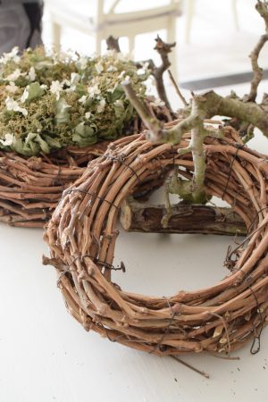 Rebenkranz fertig gebunden Kranz Naturkranz Holzkranz zum Dekorieren Basteln im Mrs Greenery Shop bestellen kaufen