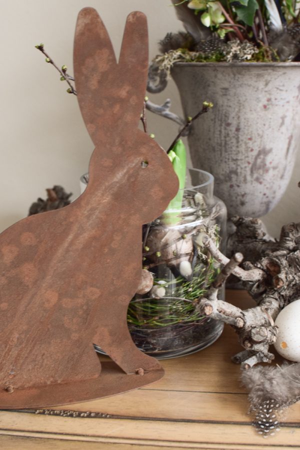 Hase Rosthase Rost Osterhase Rosthase Metallhase edelrost dekohase handarbeit osterdeko deko dekoidee holzdeko naturdeko im Mrs Greenery Shop bestellen kaufen