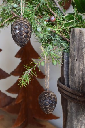 Zapfen Eicheln zum Hängen Weihnachtshänger Weihnachtsdeko Weihnachten im Mrs Greenery Shop bestellen kaufen Deko Naturdeko