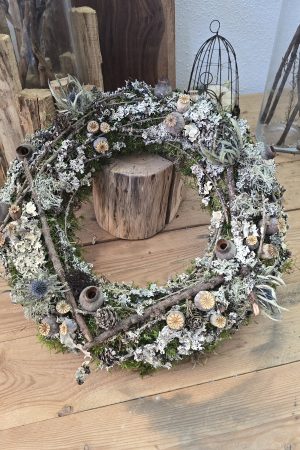 Winterkranz Kranz Herbstkranz Flechtenkranz Kränze im Mrs greenery shop bestellen kaufen