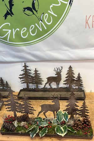 dekotablett winterwald hirsch tablett winterdeko metalltablett im mrs greenery shop bestellen kaufen