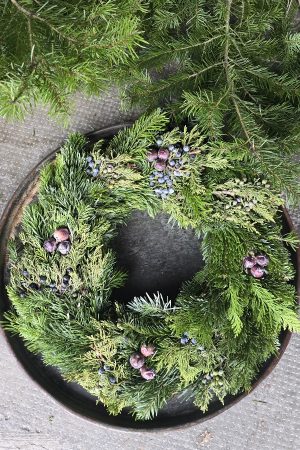 tannenkranz kranz winterkranz weihnachtskranz nordmann nobilis asparagus grün fertigkranz fertig gebunden im mrs greenery shop bestellen kaufen