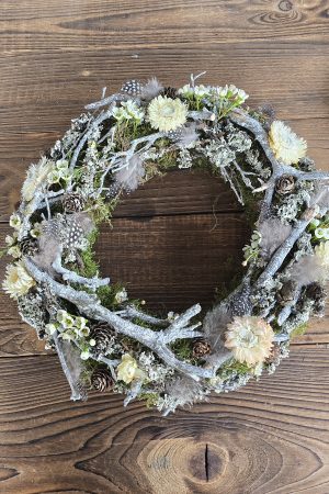 kranz frühlingskranz trockenblumenkranz kränze winterkranz weihnachtskranz im mrs greenery shop bestellen kaufen