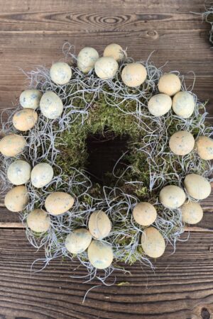 Osterkranz Ostern Mooskranz Kranz Kränze fertig gebunden Eierkranz Dekokranz Moosdeko im Mrs Greenery Shop bestellen kaufen