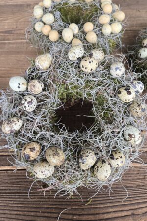 Osterkranz Ostern Mooskranz Kranz Kränze fertig gebunden Eierkranz Dekokranz Moosdeko im Mrs Greenery Shop bestellen kaufen