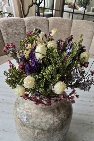 trockenblumenstrauss strauss trockenblumen blüten blumenstrauss im mrs greenery Shop bestellen kaufen naturdeko