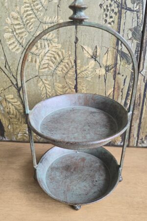 Alternative view of Mini-Etagere