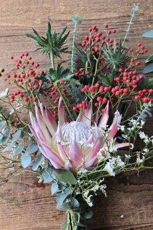 Alternative view of Blumenstrauß der Woche: Protea Autumn